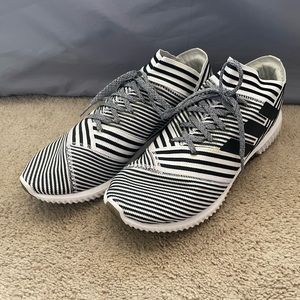 Adidas nemeziz sneakers